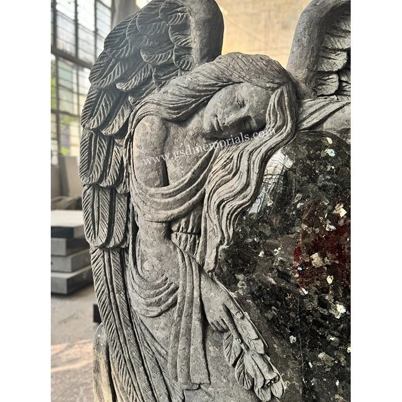 Emerald Pearl Angel Heart Monument
